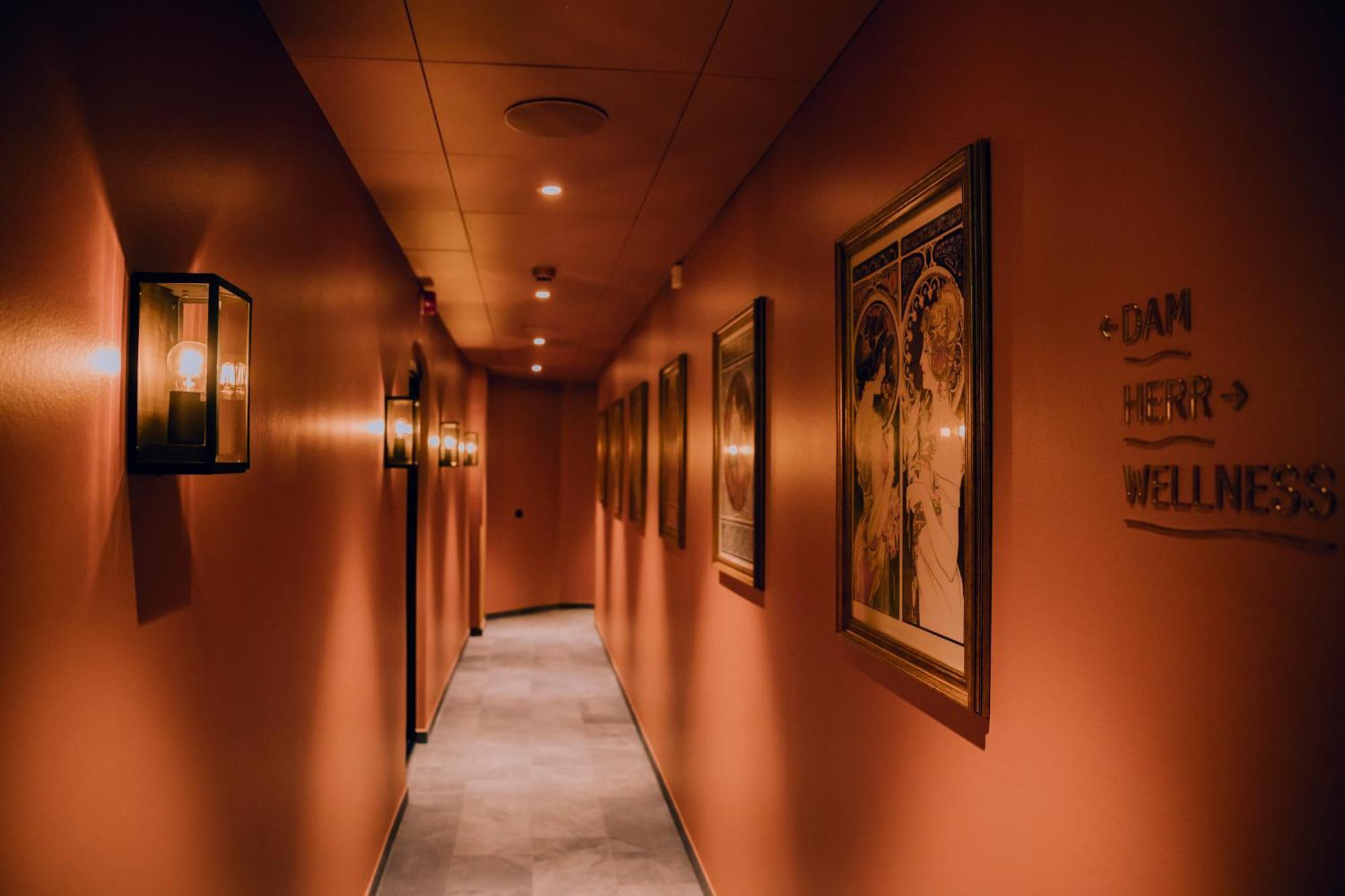 Slottsholmen Hotell Och Restaurang ベステルビーク エクステリア 写真