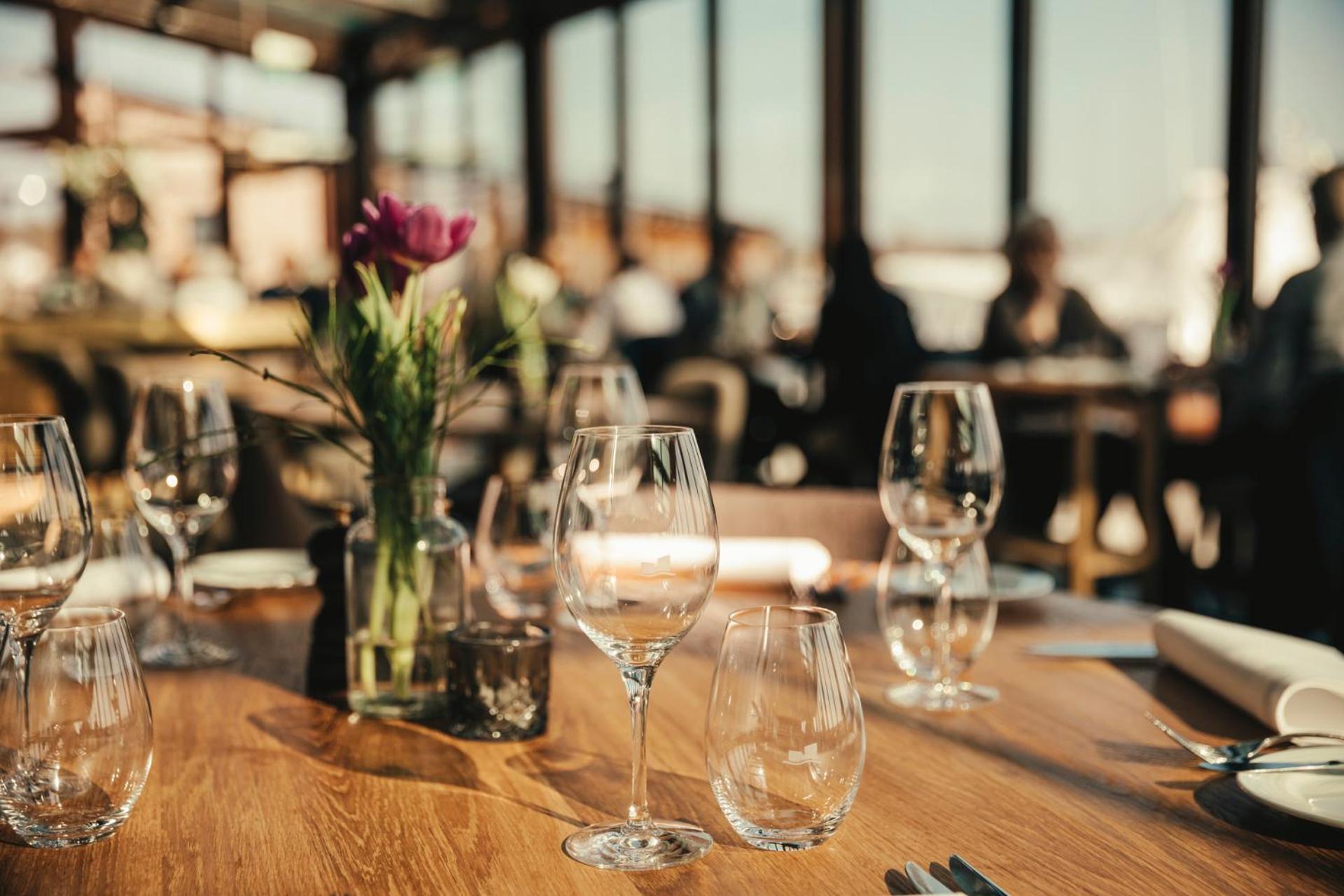 Slottsholmen Hotell Och Restaurang ベステルビーク エクステリア 写真