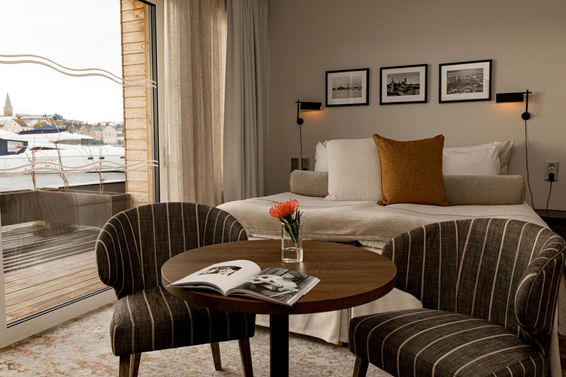 Slottsholmen Hotell Och Restaurang ベステルビーク エクステリア 写真