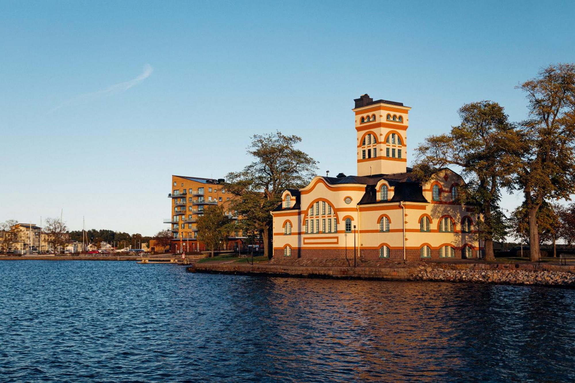 Slottsholmen Hotell Och Restaurang ベステルビーク エクステリア 写真