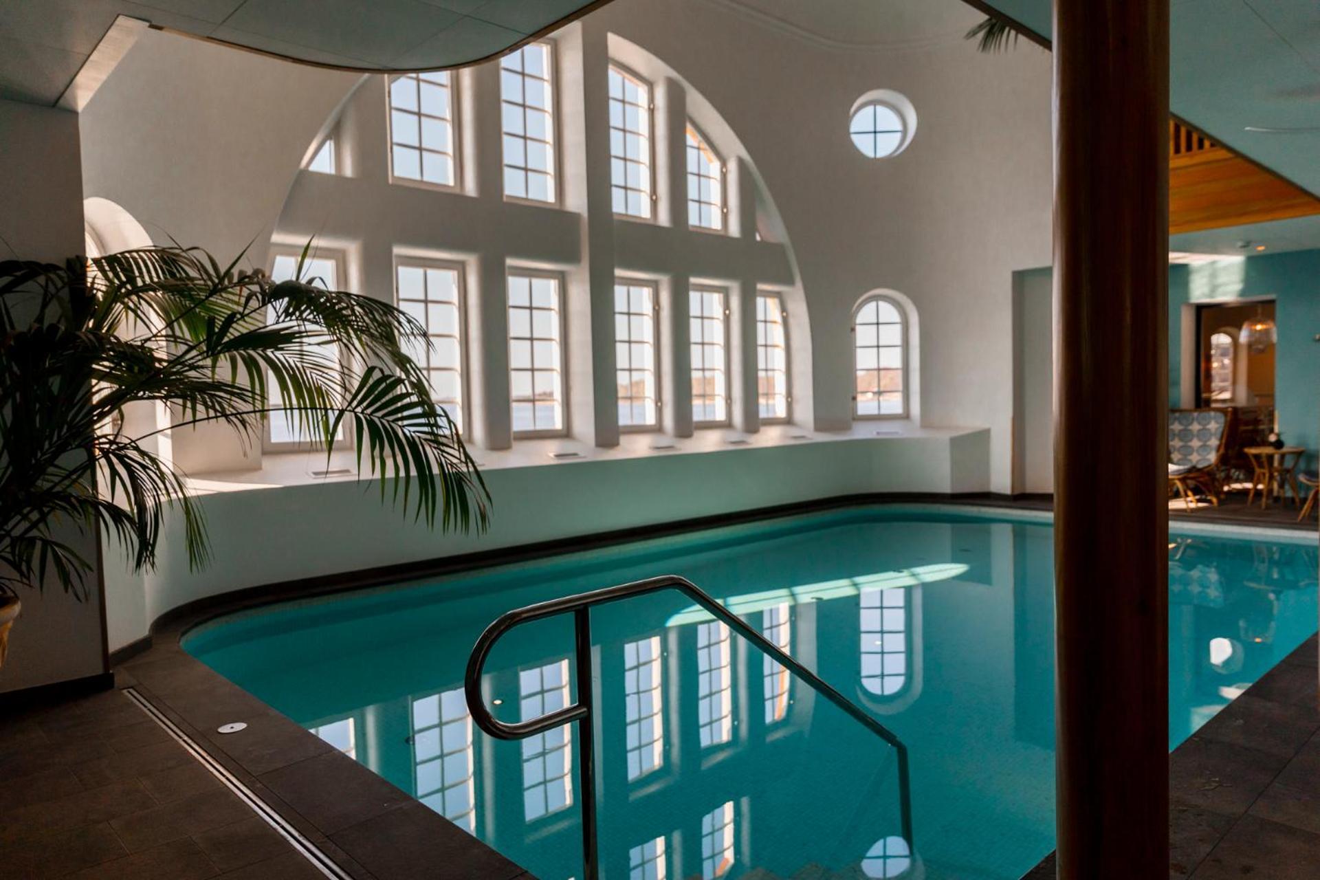Slottsholmen Hotell Och Restaurang ベステルビーク エクステリア 写真