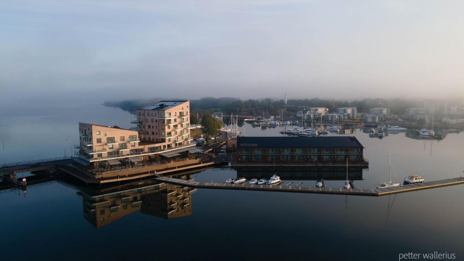 Slottsholmen Hotell Och Restaurang ベステルビーク エクステリア 写真