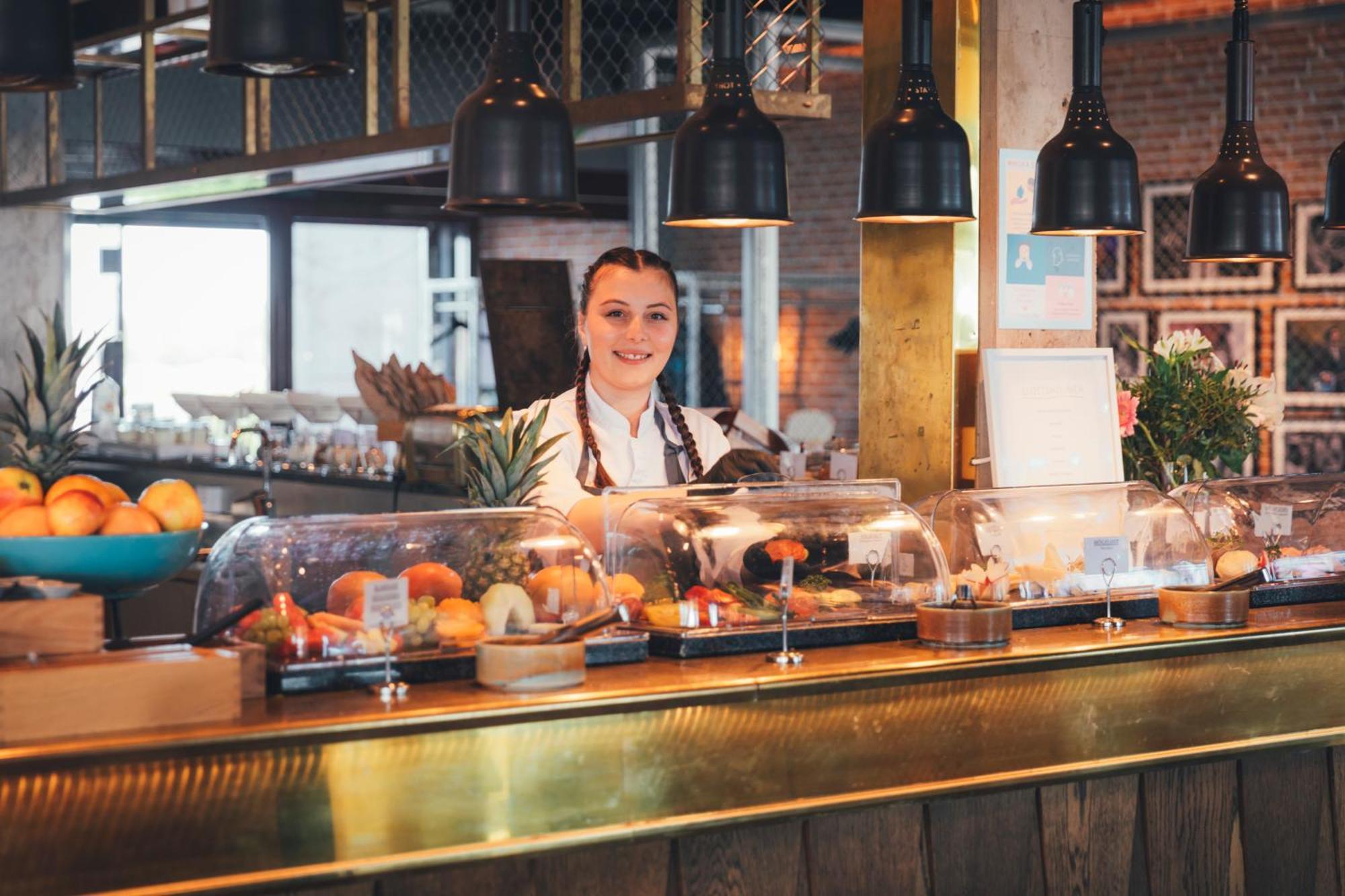 Slottsholmen Hotell Och Restaurang ベステルビーク エクステリア 写真
